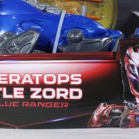 Power Rangers 2017 Movie Triceratops Battle Zord and Blue Ranger Action Figure Toy Review
