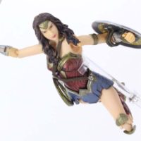 MAFEX Wonder Woman Batman v Superman Dawn of Justice DC Comics Movie Medicom Figure Toy Review
