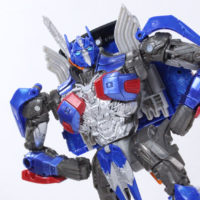 Transformers Optimus Prime The Last Knight Movie Voyager Class Action Figure Toy Review