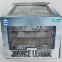Justice League Batman Kotobukiya ArtFX+ DC Comics Movie Statue Review