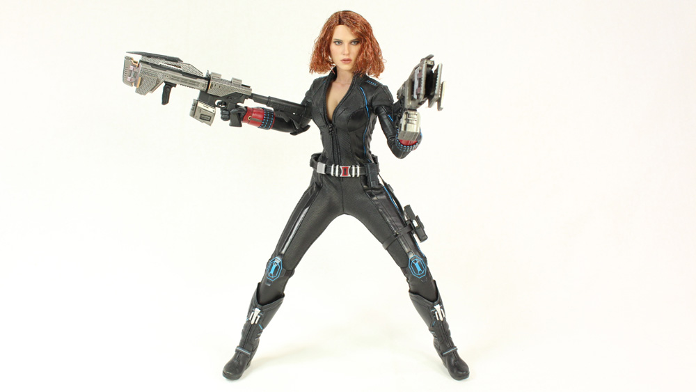 Hot Toys Black Widow Avengers Age of Ultron Movie Masterpice MMS 288 1:6 Scale Collectible Action Figure Review
