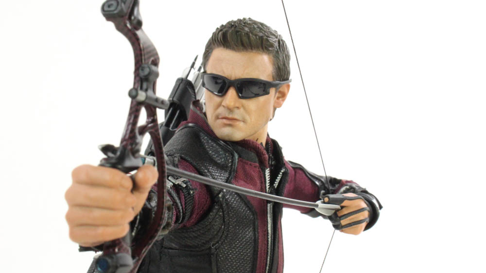 Hot Toys Hawkeye Marvel’s Avengers Age of Ultron 1:6 Scale Movie Masterpiece Action Figure Review