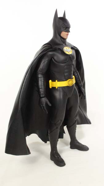 Hot Toys Batman Returns Movie Masterpiece 1:6 Scale Michael Keaton Action Figure Review
