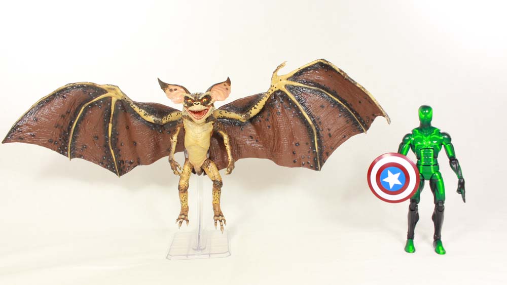 NECA Toys Bat Gremlin Movie Toy Gremlins 2 Action Figure Review