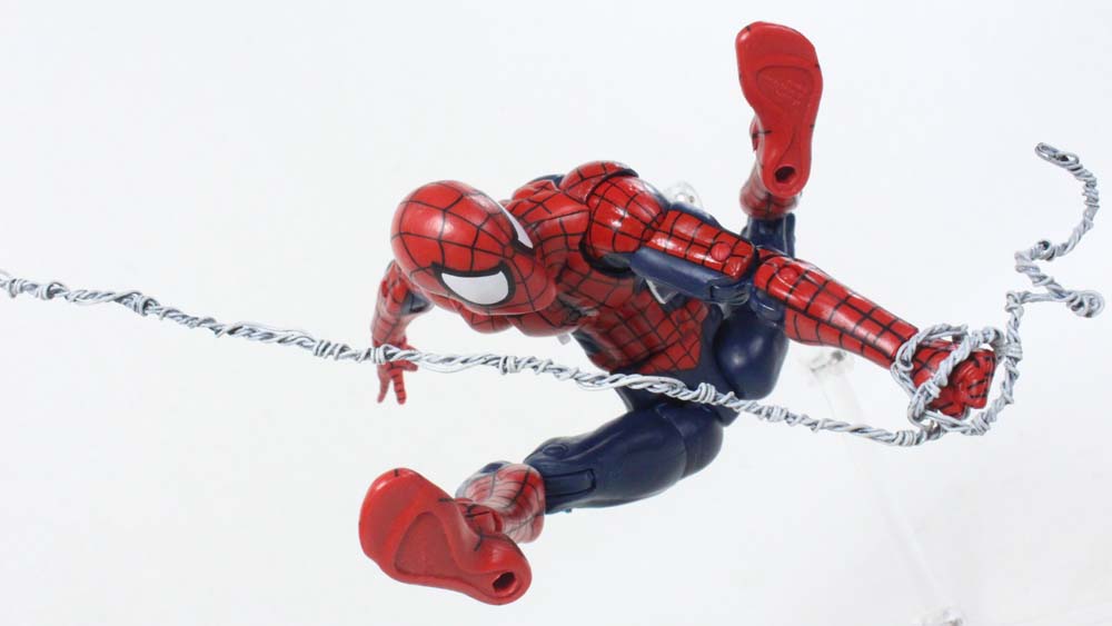 Marvel Legends Spider-Man The Raft SDCC 2016 Exclusive Hasbro McFarlane Action Figure Review