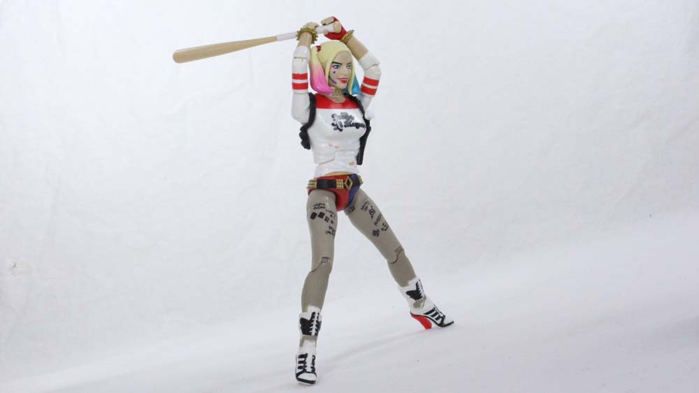 DC Multiverse Harley Quinn Suicide Squad Movie Toy Action Figure Review