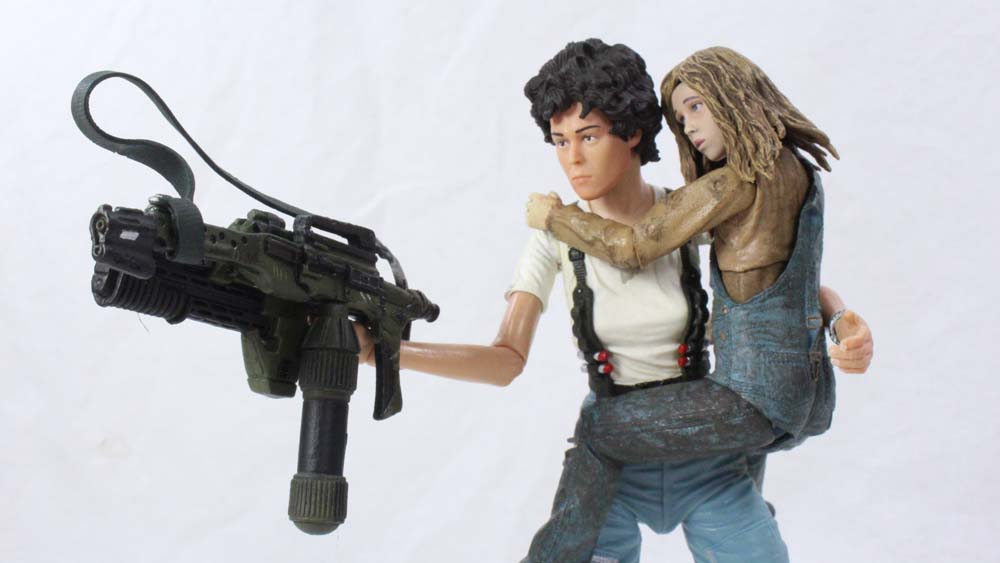 NECA Toys Newt Aliens Movie SDCC 2016 Exclusive Toy Action Figure Review