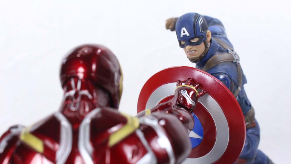 Kotobukiya Civil War Captain America and Iron Man Mark 46 ArtFX+ Movie Statue Review