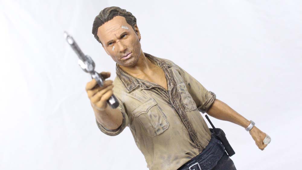 AMC’s The Walking Dead Rick Grimes 7 Inch Color Tops TV Series McFarlane Toys Figurine Review
