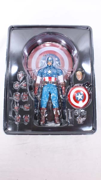 Mezco Captain America Modern 1:12 Collective Comic Toy Action Figure Review