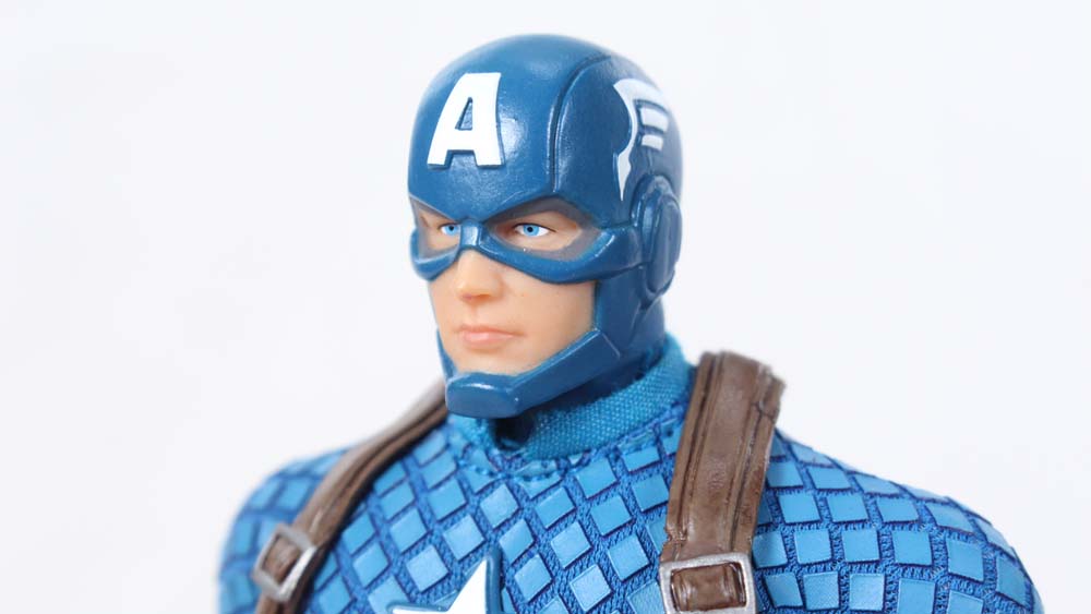 Mezco Captain America Modern 1:12 Collective Comic Toy Action Figure Review