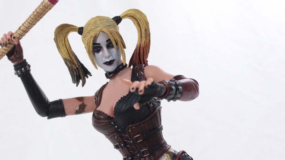 NECA 7 Inch Harley Quinn TRU Batman Arkham City Video Game Toys R Us Exclusive Action Figure Review