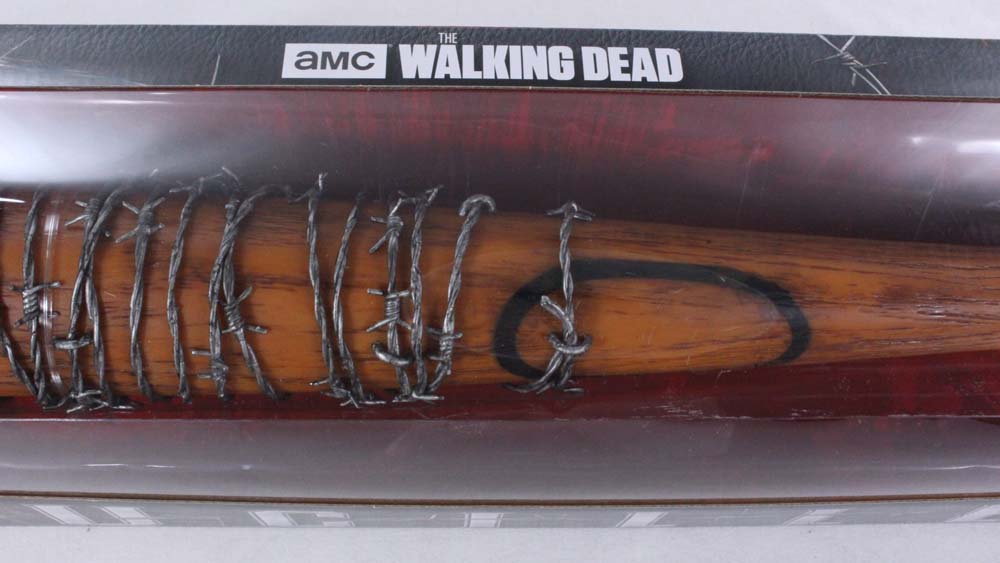 AMC’s The Walking Dead Lucille McFarlane Toys Negan Prop Replica Review