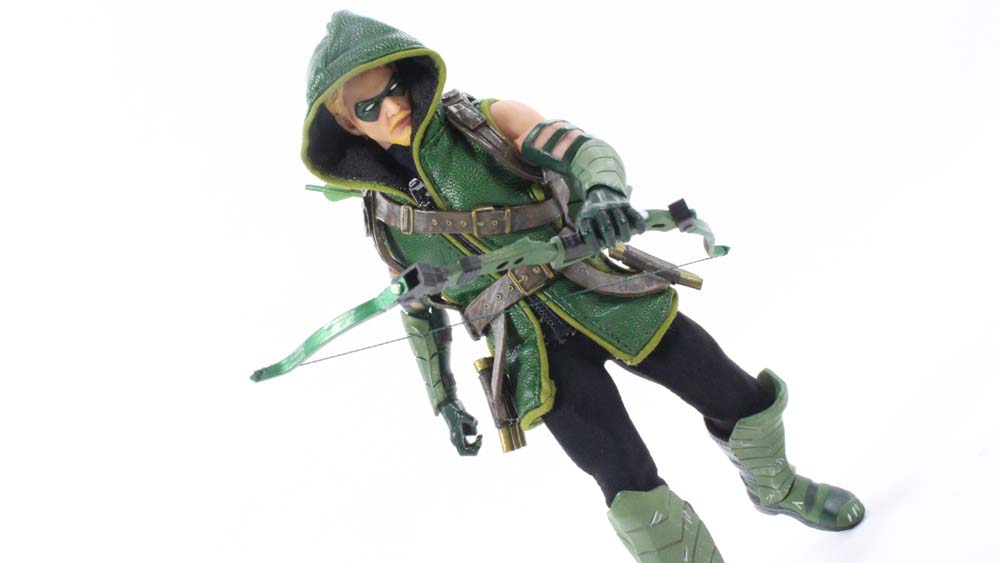 Mezco Toyz Green Arrow One:12 Collective 6 Inch DC Comics Action Figure Toy Review