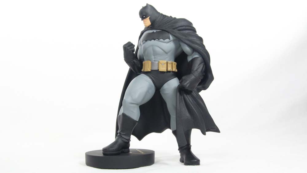 DC Collectibles Batman Ministatue The Dark Knight III Andy Kubert Designer Series DC Statue Review